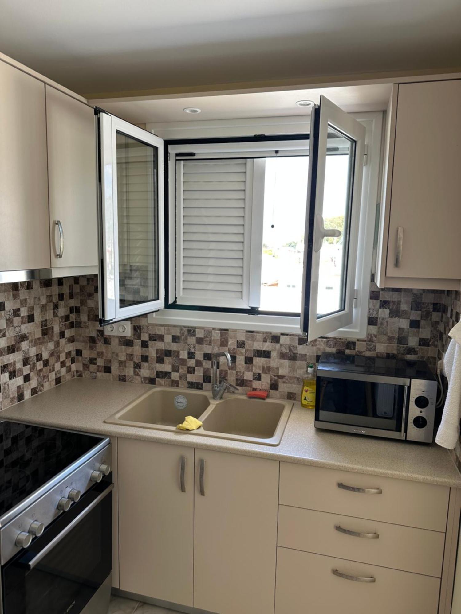 Eretria Apartment Bagian luar foto
